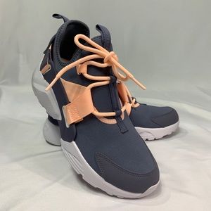 The Nike Air Huarache City Women's Shoe